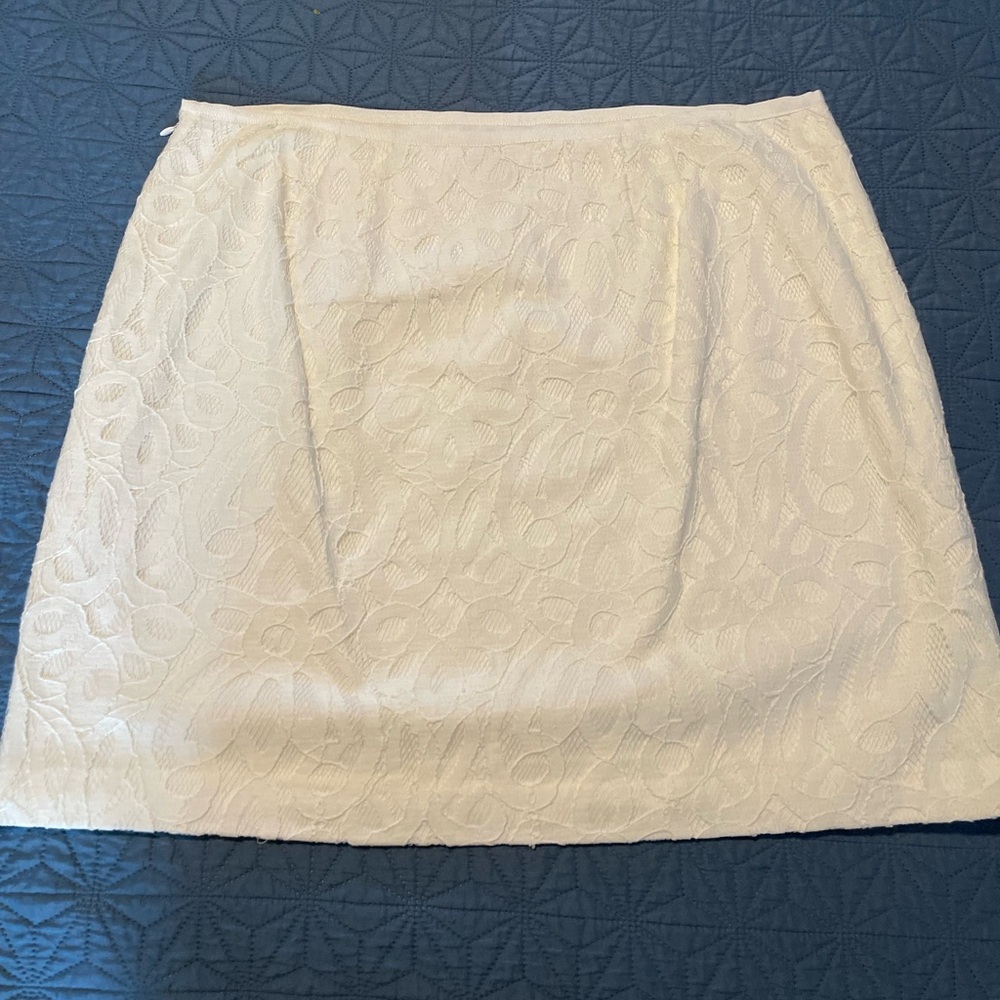 NWT Loft Woman White lace Skirt Size 14